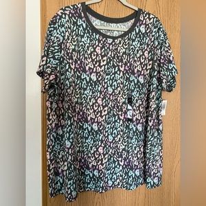 NWT plus size Torrid T-shirt sz 2